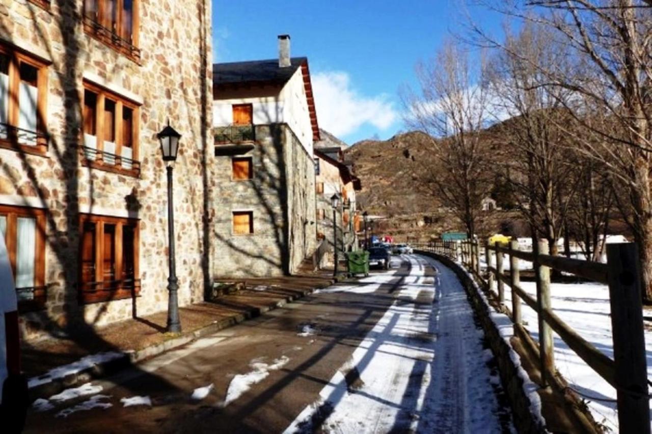 Escuadros Benasque Exterior photo